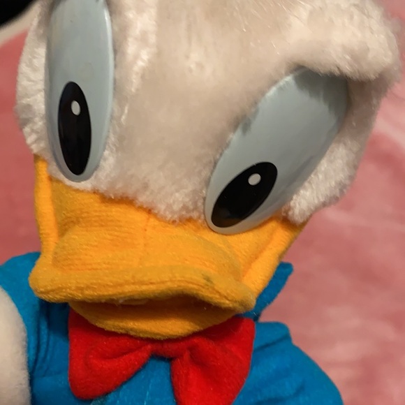 Vintage Disney Donald Duck Stuffed Animal - Picture 9 of 9